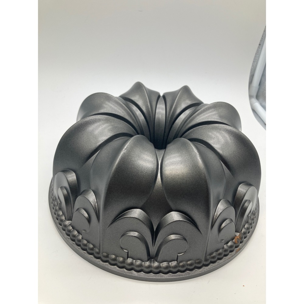 Nordic Ware Fleur de Lis Bundt Pan Cast Aluminum 10 Cup Non-Stick Charcoal Gray